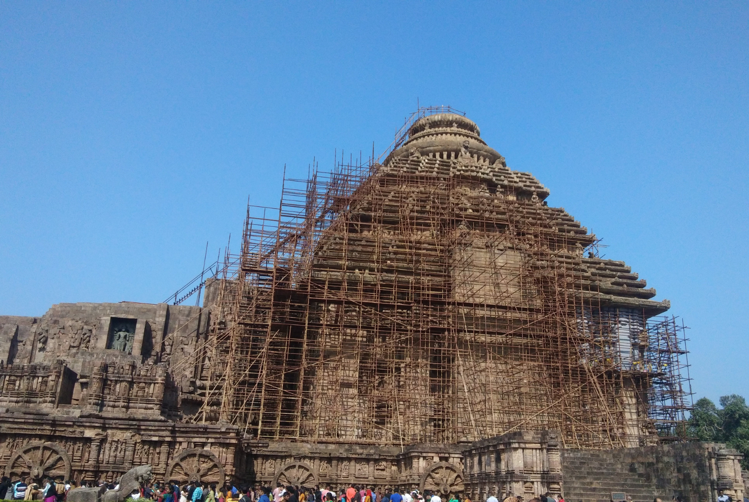 Challenges and Solutions: The Process of Temple Renovation in Uttarakhand